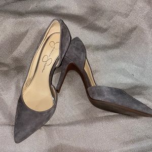 Grey suede Jessica Simpson pumps